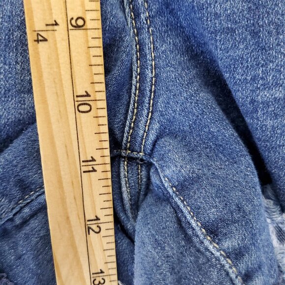 Judy Blue Shorts Womens XL Blue Distressed Denim High Rise Raw Hem Stretchy - Picture 6 of 12